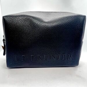Le Prunier THE SIGNATURE BAG Black Unisex Cosmetic/Toiletry Bag